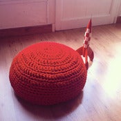 Image of Puff Rojo