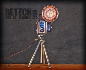 Image of twin lens desk lamp (brown)