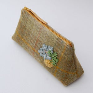 Image of Checked Harris Tweed purse with lichen bouquet 