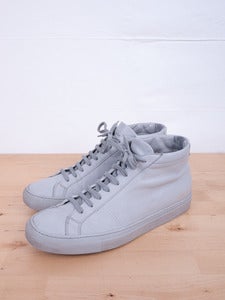 Image of Common Projects - Achilles Mid Grey Sneakers (Used)