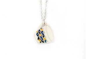 Image of 1960s Tea Cup Necklace