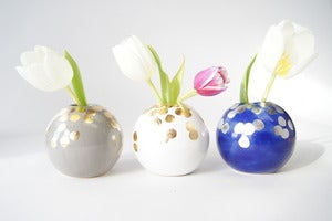 Image of On the Spot Globe Vase {Assorted Colors}