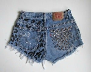 Image of Leopard Short