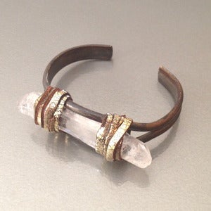 Image of DOUBLE TERMINATED QUARTZ-OXIDIZED/GOLD