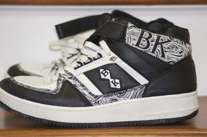 Image of Vintage 1980's British Knight Sneakers