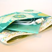 Image of e-reader case - pristine poppy in teal