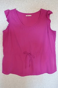 Image of Old Navy Flutter-Sleeve Blouse {Size XXL}