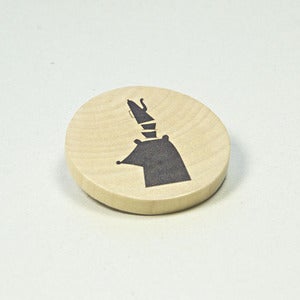 Image of Illustrated wooden brooch - Bear 