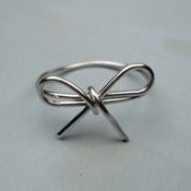 Image of Forget Me Knot Wire Ring