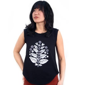 Image of Tulip Tree Ballerina Capsleeve Tee (Black)