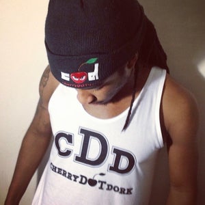 Image of Signature CDD tank (black x white)