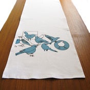 Image of 'The Birds' Runner {white}