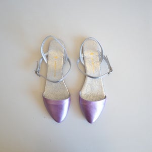 Image of Metallic lilac & silver pointed sandals