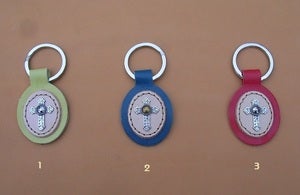 Image of Porte-clefs avec croix métalique.