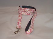 Image of Painted Daisy - Leash