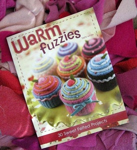 Image of Warm Fuzzies: 30 Sweet Felted Projects (Paperback)