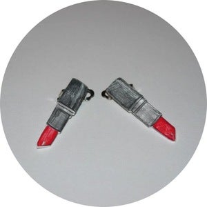 Image of Collar Adornments: Lipstick on your collar
