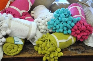 Image of The Pom Pom Throw