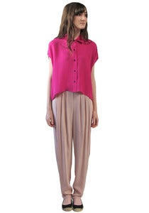 Image of FUCHSIA CROPPED BUTTON-UP