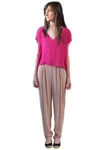 Image of FUCHSIA CROPPED V-NECK