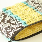 Image of e-reader case - chocolate damask with pocket