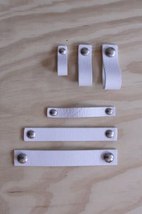 Image of Handle | white
