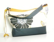 Bria Hobo in Silver Gray